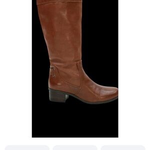Woman’s Bandolino Knee High Boots Size 8.5 
15.5 excluding heel 1 3/4 heel Fawn